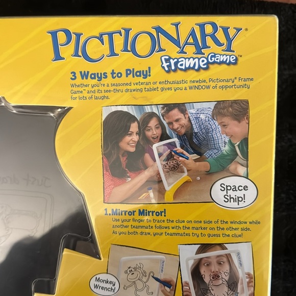 Pictionary Frame Game - Family Edition with Black and Yellow Colors - Picture 3 of 6